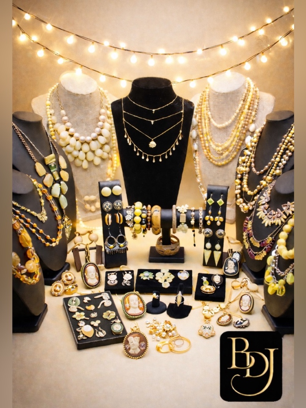 Vintage Jewelry Lot | Treasure Pull Mix | 2 LB | Gold Pearl Statement Edit